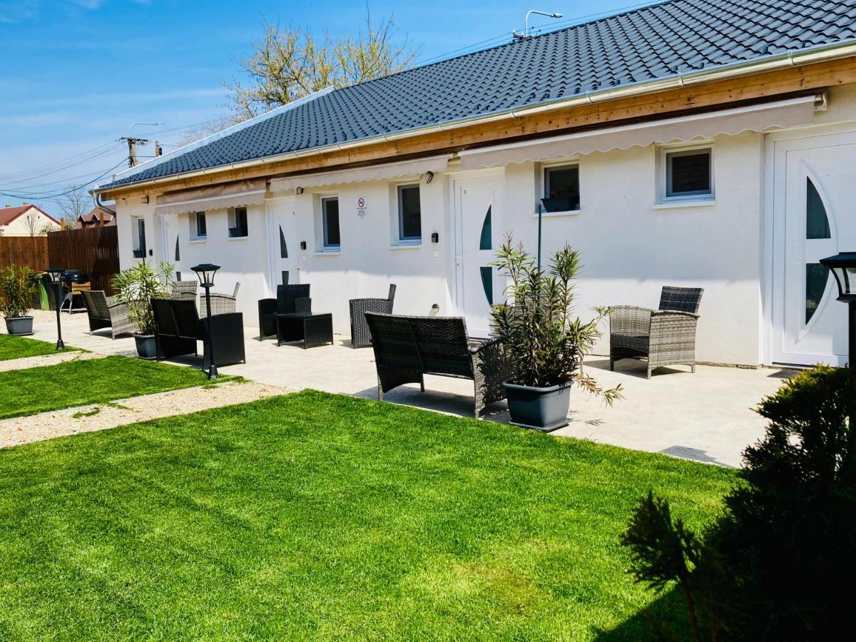 Grafit Apartmanok Hajdúnánás Exterior foto